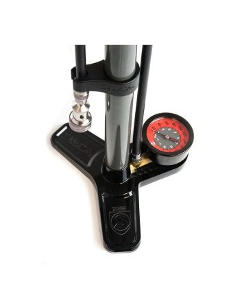 Pista Plus Floor Pump Grey 4 DeNoiseAI standard min